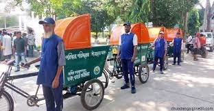 বাসাবাড়ির আবর্জনা সংগ্রহ করবে ভ্যান পৌরসভার নতুন উদ্যোগ