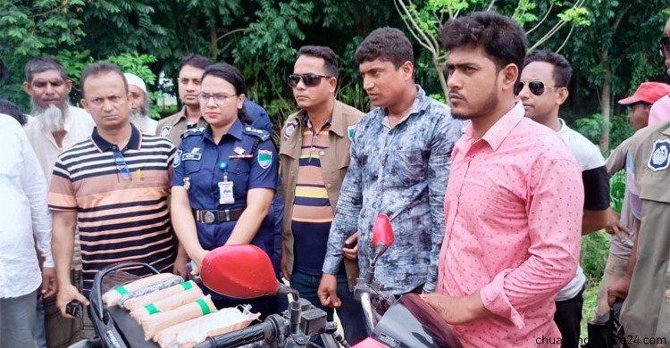 ১১ কেজি রুপার গহনা মোটরসাইকেল তল্লাশিতে মিললো